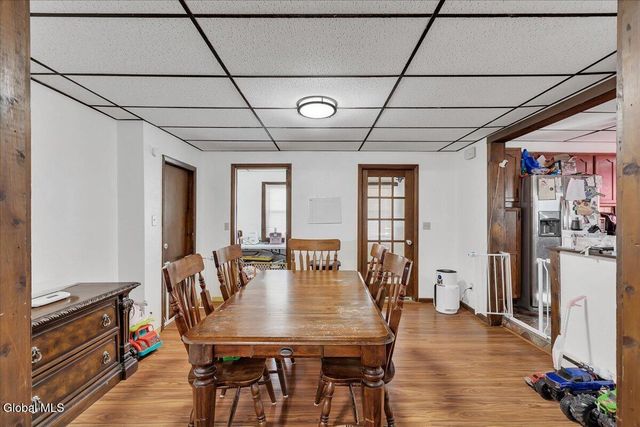 16 Billings Avenue, Troy, NY 12180