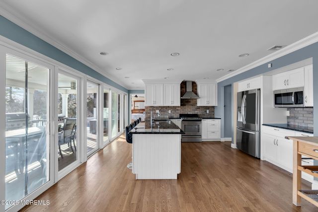 6 Ellis Court, Monmouth Beach, NJ 07750