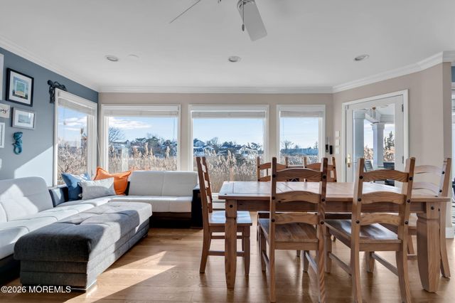 6 Ellis Court, Monmouth Beach, NJ 07750