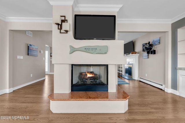 6 Ellis Court, Monmouth Beach, NJ 07750