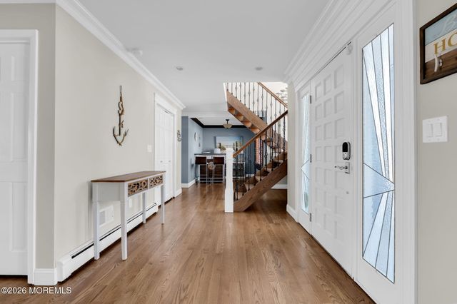 6 Ellis Court, Monmouth Beach, NJ 07750