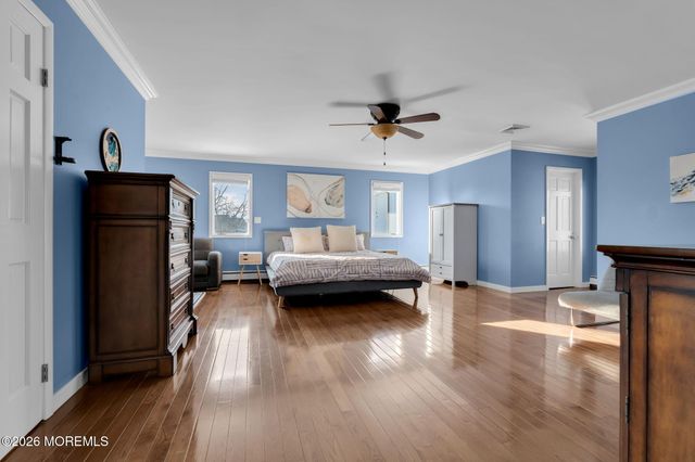 6 Ellis Court, Monmouth Beach, NJ 07750