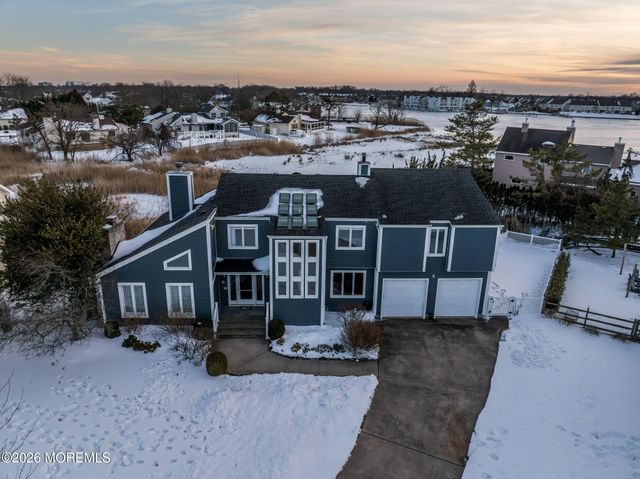 6 Ellis Court, Monmouth Beach, NJ 07750