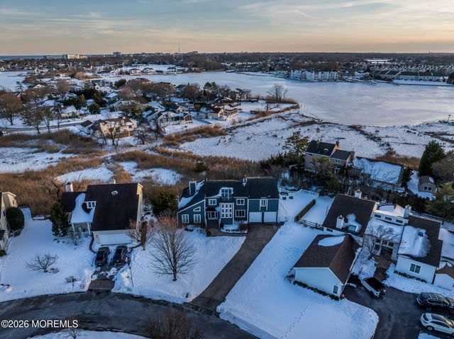6 Ellis Court, Monmouth Beach, NJ 07750