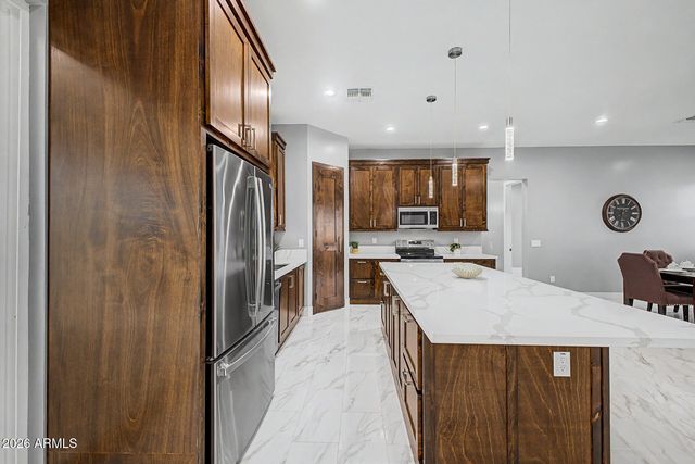 19047 W GRAND CANYON Drive, Buckeye, AZ 85326