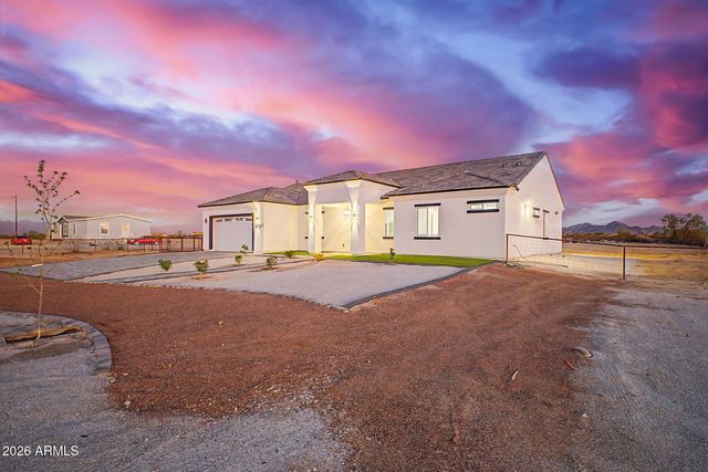 19047 W GRAND CANYON Drive, Buckeye, AZ 85326