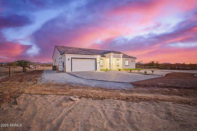 19047 W GRAND CANYON Drive, Buckeye, AZ 85326