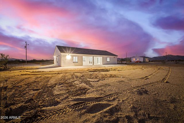 19047 W GRAND CANYON Drive, Buckeye, AZ 85326