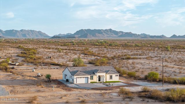 19047 W GRAND CANYON Drive, Buckeye, AZ 85326