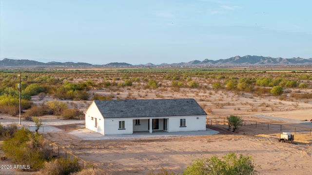 19047 W GRAND CANYON Drive, Buckeye, AZ 85326
