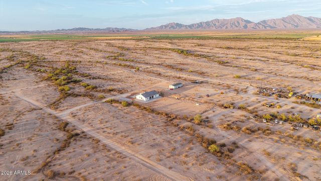 19047 W GRAND CANYON Drive, Buckeye, AZ 85326