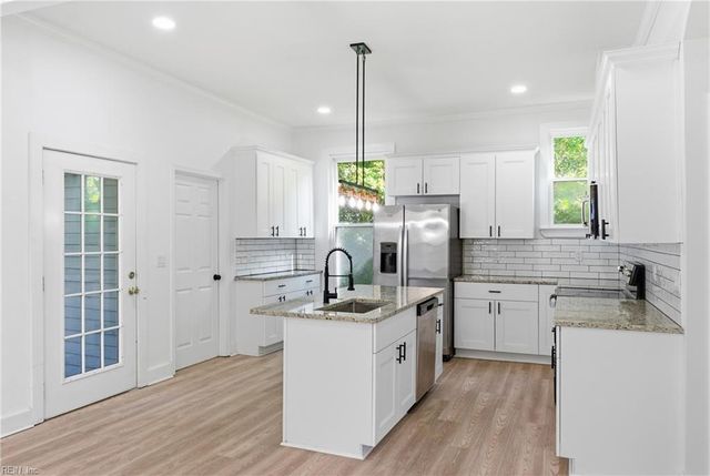 123 Saint James AVE, Suffolk, VA 23434
