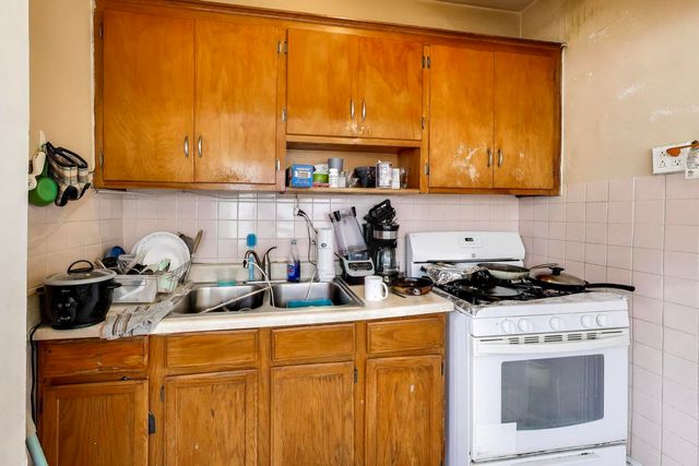 1501 W Wilson Avenue, Chicago, IL 60640