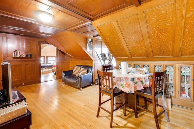 1501 W Wilson Avenue, Chicago, IL 60640