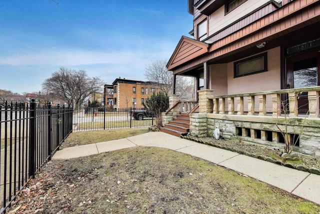 1501 W Wilson Avenue, Chicago, IL 60640