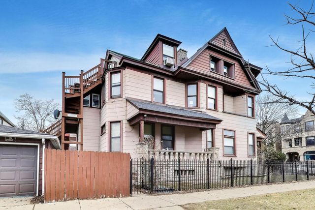 1501 W Wilson Avenue, Chicago, IL 60640