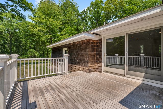 30 Maltbie Road, Newtown, CT 06470