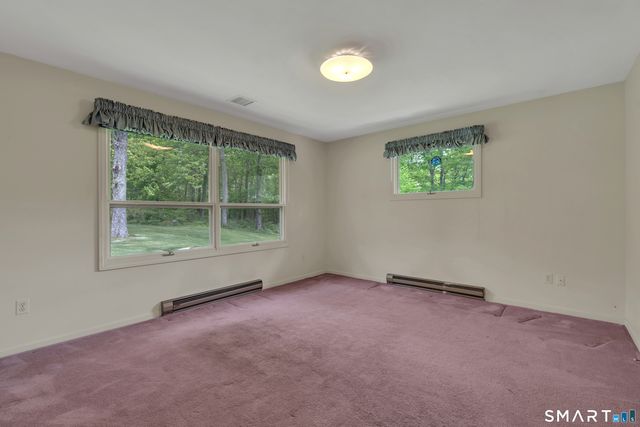 30 Maltbie Road, Newtown, CT 06470