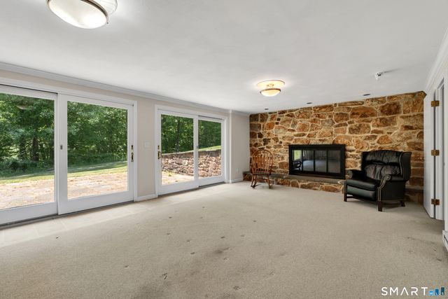 30 Maltbie Road, Newtown, CT 06470