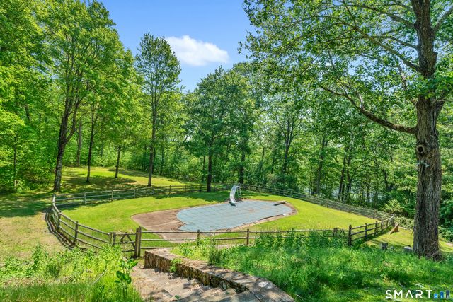 30 Maltbie Road, Newtown, CT 06470
