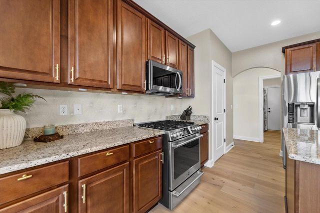 N42W22814 Beacon COURT, Pewaukee, WI 53072