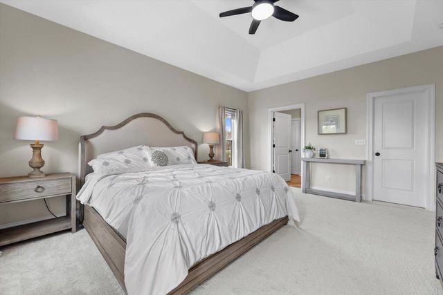 N42W22814 Beacon COURT, Pewaukee, WI 53072