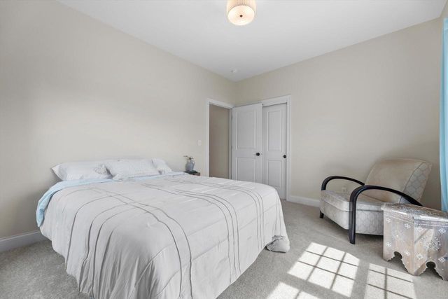 N42W22814 Beacon COURT, Pewaukee, WI 53072