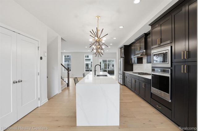 2893 Rayfield Avenue, Ann Arbor, MI 48105