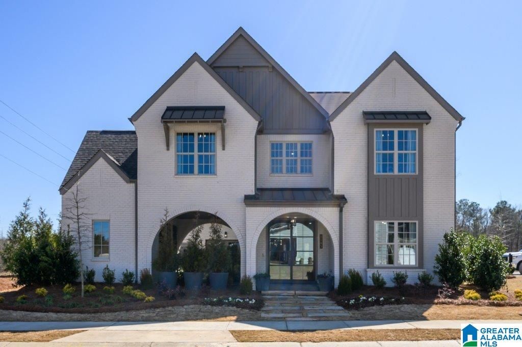 4570 LYNTON DRIVE, Hoover, AL 35244