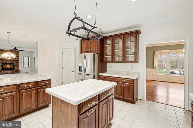 13501 CASABLANCA CT, Manassas, VA 20112