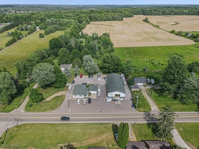 13390 Ravenna Avenue NE, Hartville, OH 44632