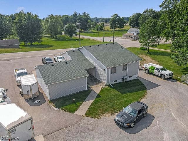 13390 Ravenna Avenue NE, Hartville, OH 44632
