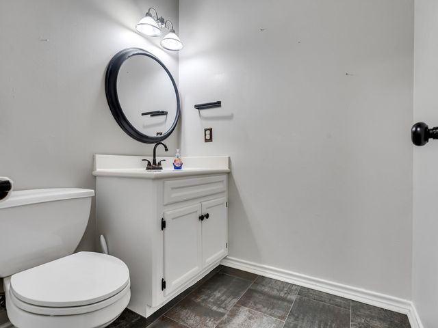 1928 Greentree Drive, Huntsville, TX 77340