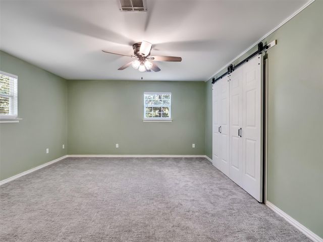 1928 Greentree Drive, Huntsville, TX 77340