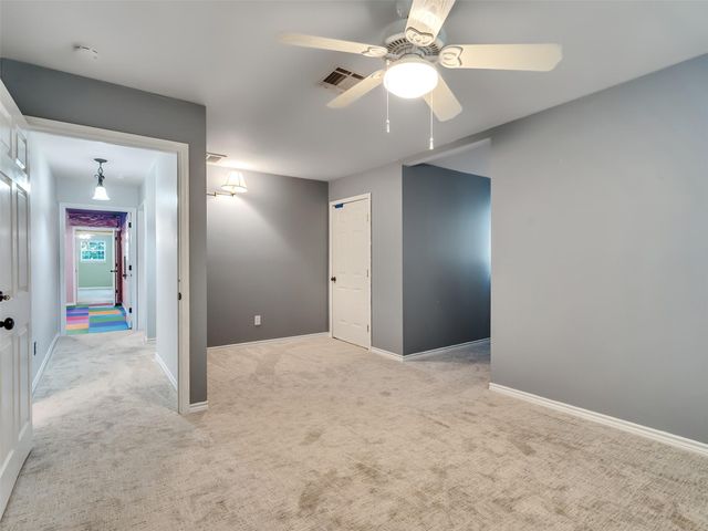 1928 Greentree Drive, Huntsville, TX 77340