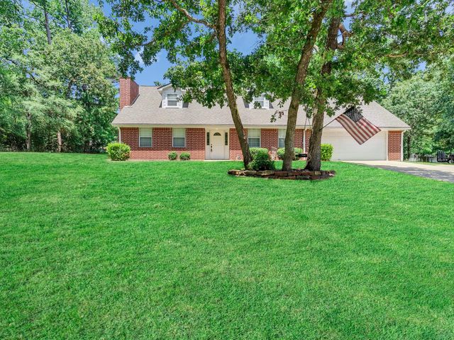 1928 Greentree Drive, Huntsville, TX 77340