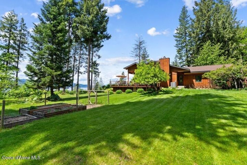 707 Eagen Mountain Dr, Hope, ID 83836 photo 2