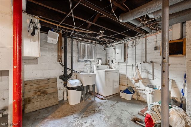 12 America Avenue, Wheeling, WV 26003