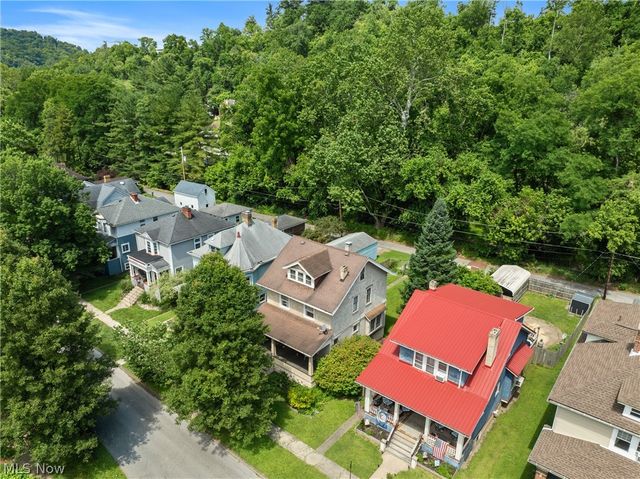 12 America Avenue, Wheeling, WV 26003