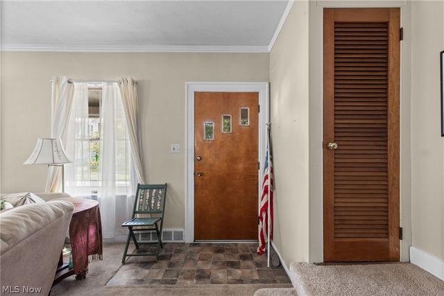 12 America Avenue, Wheeling, WV 26003