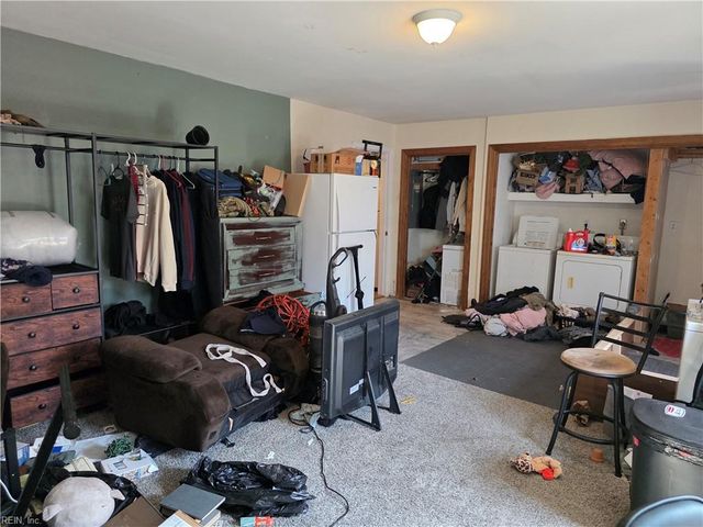 704 Burrow AVE, Chesapeake, VA 23324