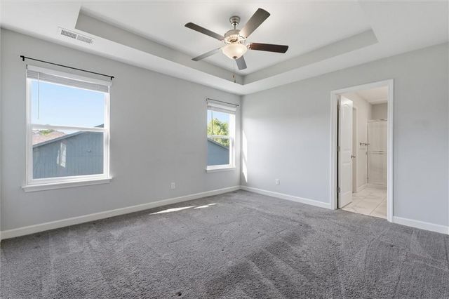 12434 Live Oak Circle, Peculiar, MO 64078