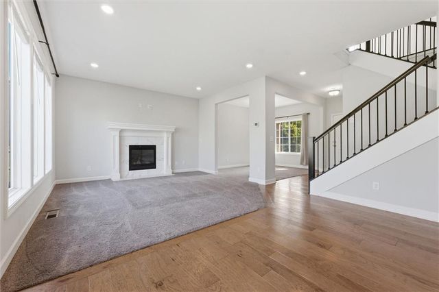 12434 Live Oak Circle, Peculiar, MO 64078