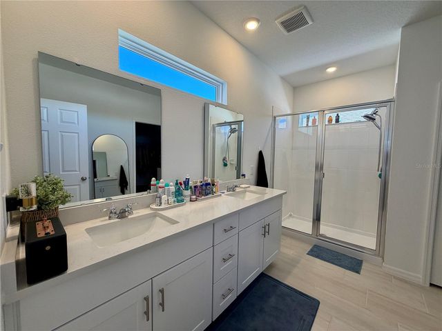 2333 TREASURE HILL STREET, Minneola, FL 34715