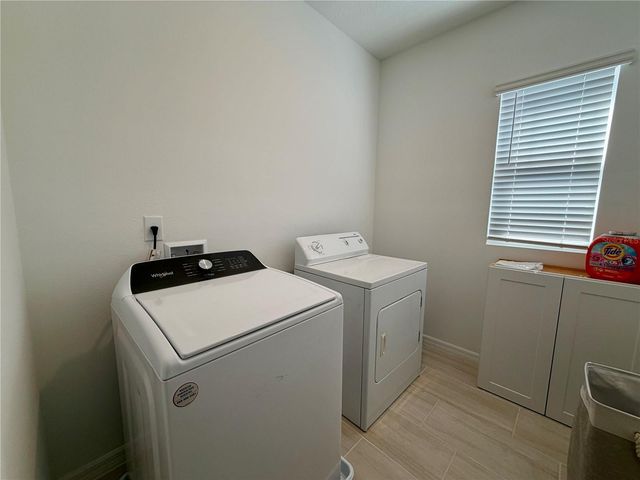 2333 TREASURE HILL STREET, Minneola, FL 34715