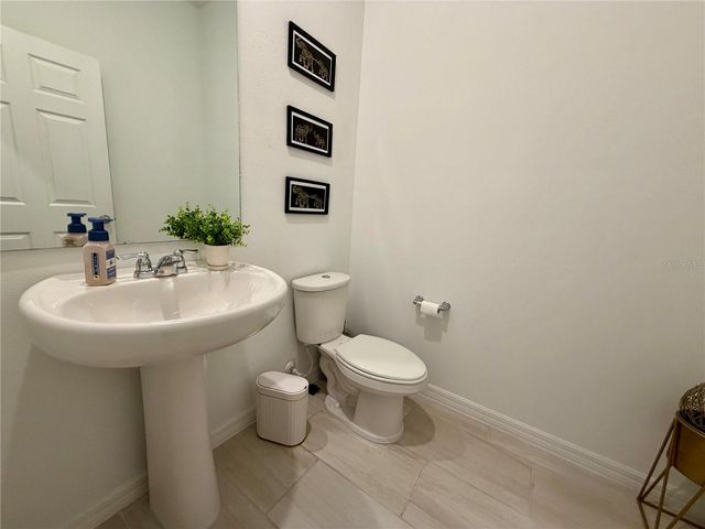 2333 TREASURE HILL STREET, Minneola, FL 34715