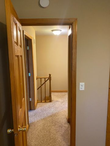 1194 Cove Drive, Prospect Heights, IL 60070