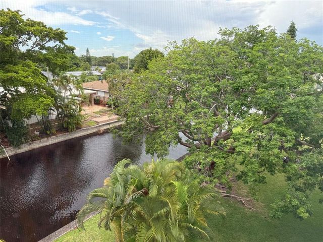 112 Royal Park Drive 4b, Oakland Park, FL 33309