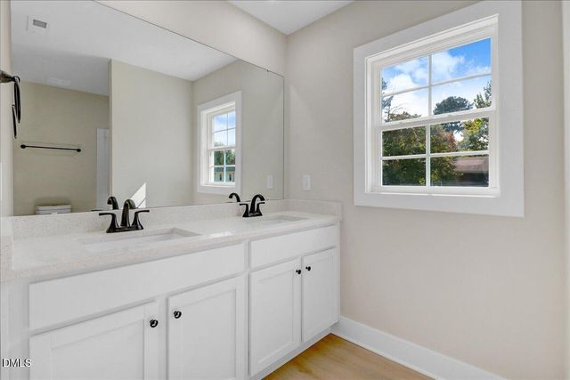 315 Byrd Street, Clinton, NC 28328