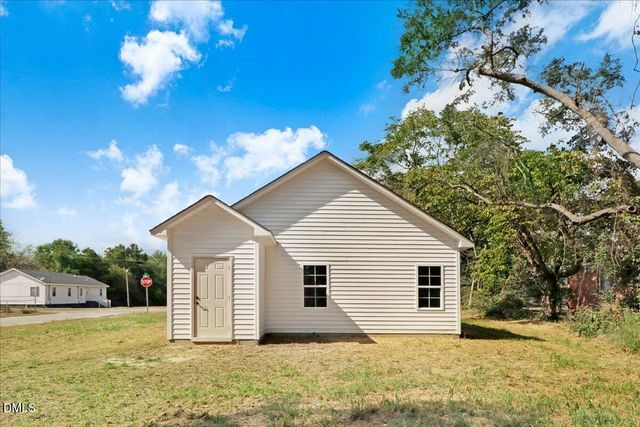 315 Byrd Street, Clinton, NC 28328